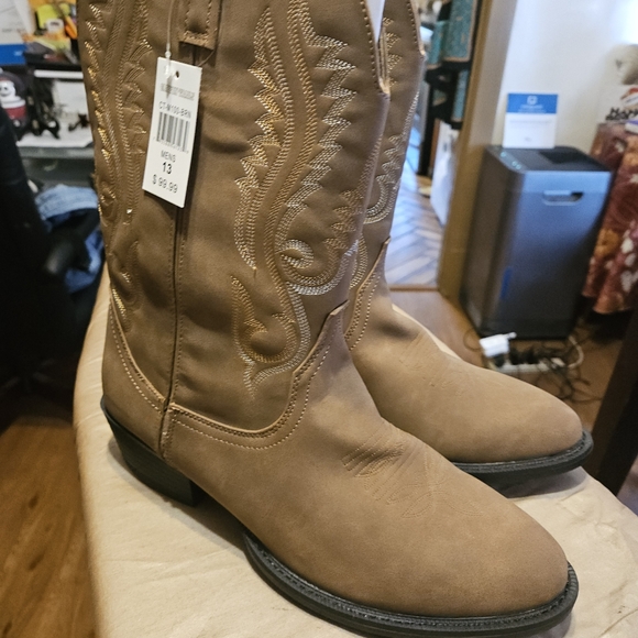 Canyon Trails Cowboy Boots for Men Water Repellent Durable Boots, size 13 - Picture 2 of 14